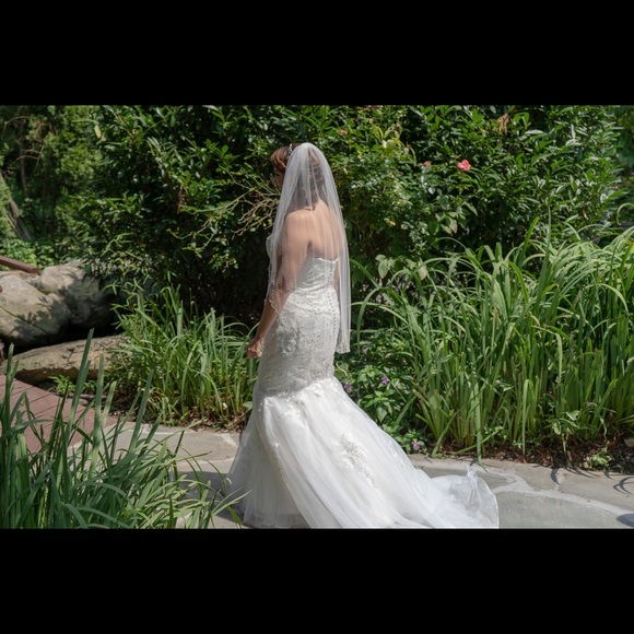 Wedding dress mermaid style gorgeous - Picture 3 of 4
